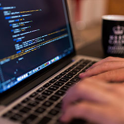 吃瓜爆料把这一幕重新推上台面后，这口气谁都咽不下去，最离谱的是后半段